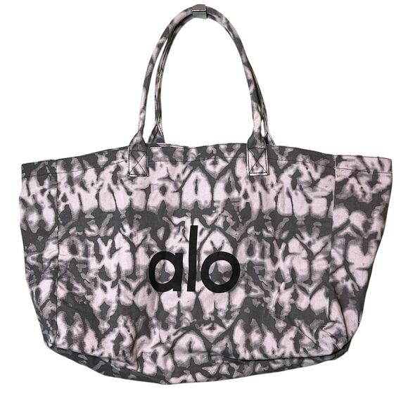 Alo Yoga Large Tote Bag Womens One Size Gray Tie Dye Logo Beach Gym Shopping - Picture 2 of 12